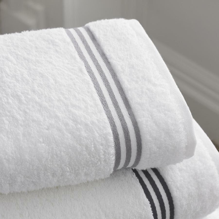 מומביי Oyo 42009 Hotel A One Suite מראה חיצוני תמונה