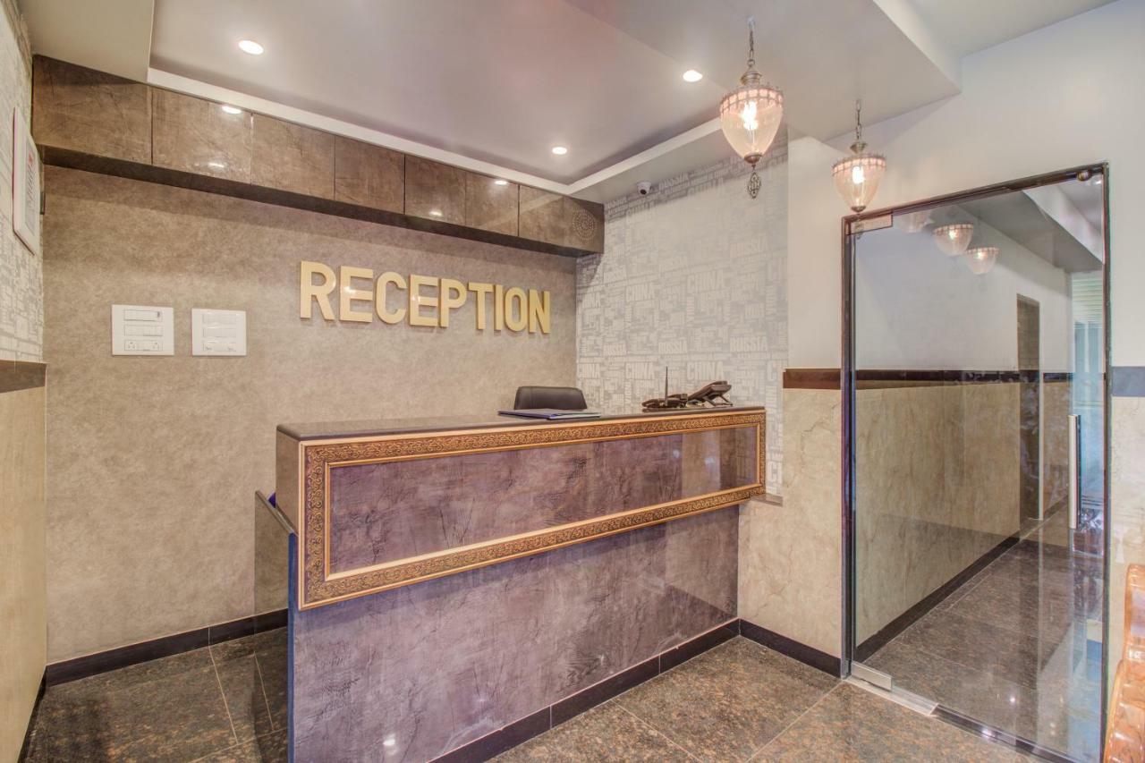 מומביי Oyo 42009 Hotel A One Suite מראה חיצוני תמונה